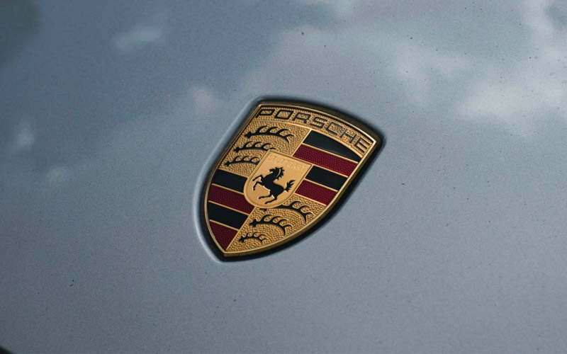 Logo xe hơi hình con ngựa Porsche