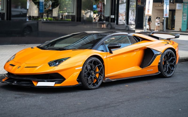 siêu xe lamborghini là niềm mơ ước của những tín đồ yêu xe