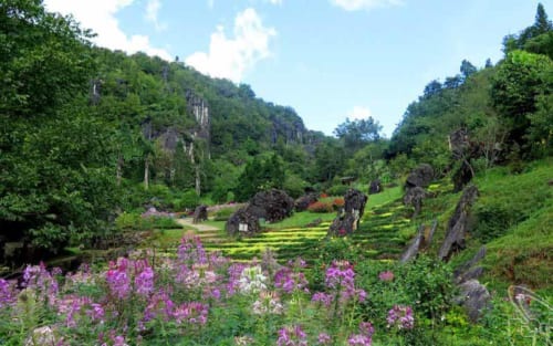 Khu du lịch núi Hàm Rồng