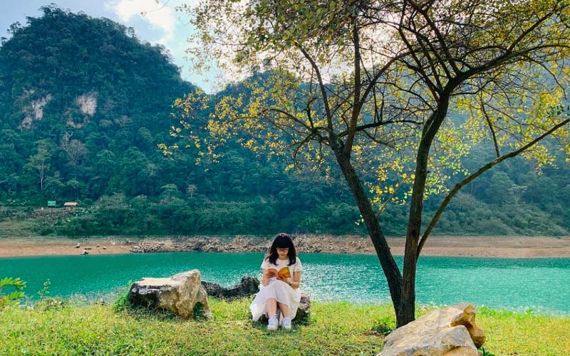 Cảnh quan nên thơ tại Hồ Thang Hen